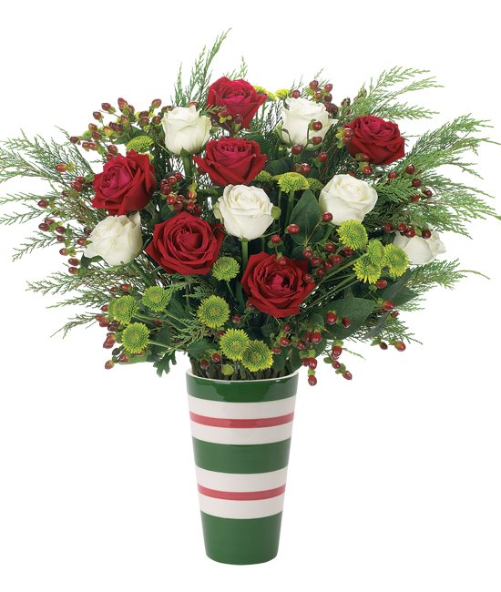 4K0K00610_sub_550x650 Christmas Bouquet - Roses, button mums, and hypericum berries